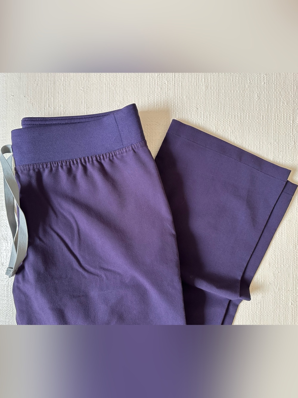 Figs women's Purple
Shadow Livingston ™
- Basic Scrub Pants - XS / Purple Shadow